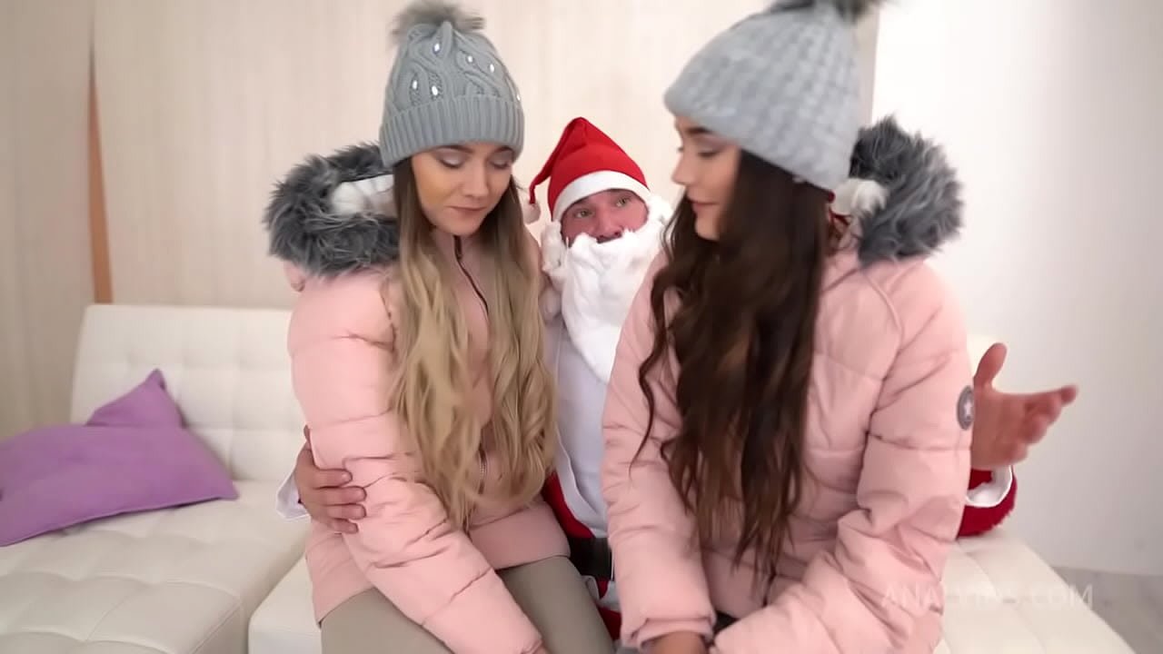Free Teen Puke Porn with Twin Teen Puke Loving Piss Drinking Sluts The Zee Twins!